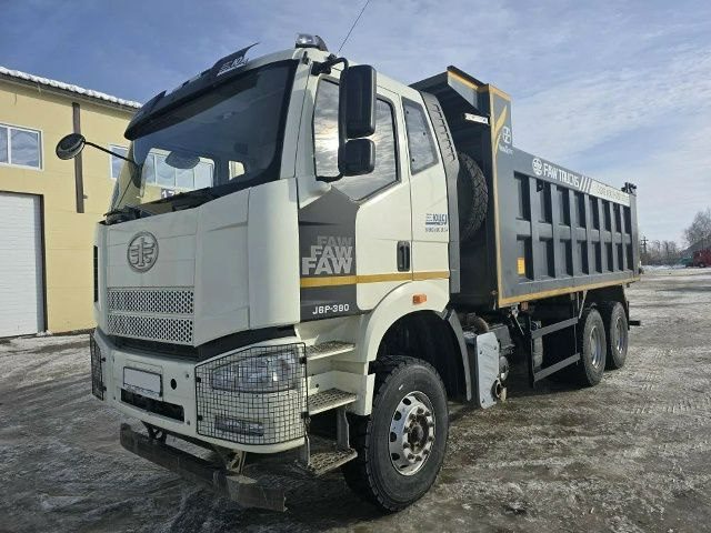 FAW CA3250P66K24T1E5 · Спецтехника · 2022 г. · Московская обл - фото